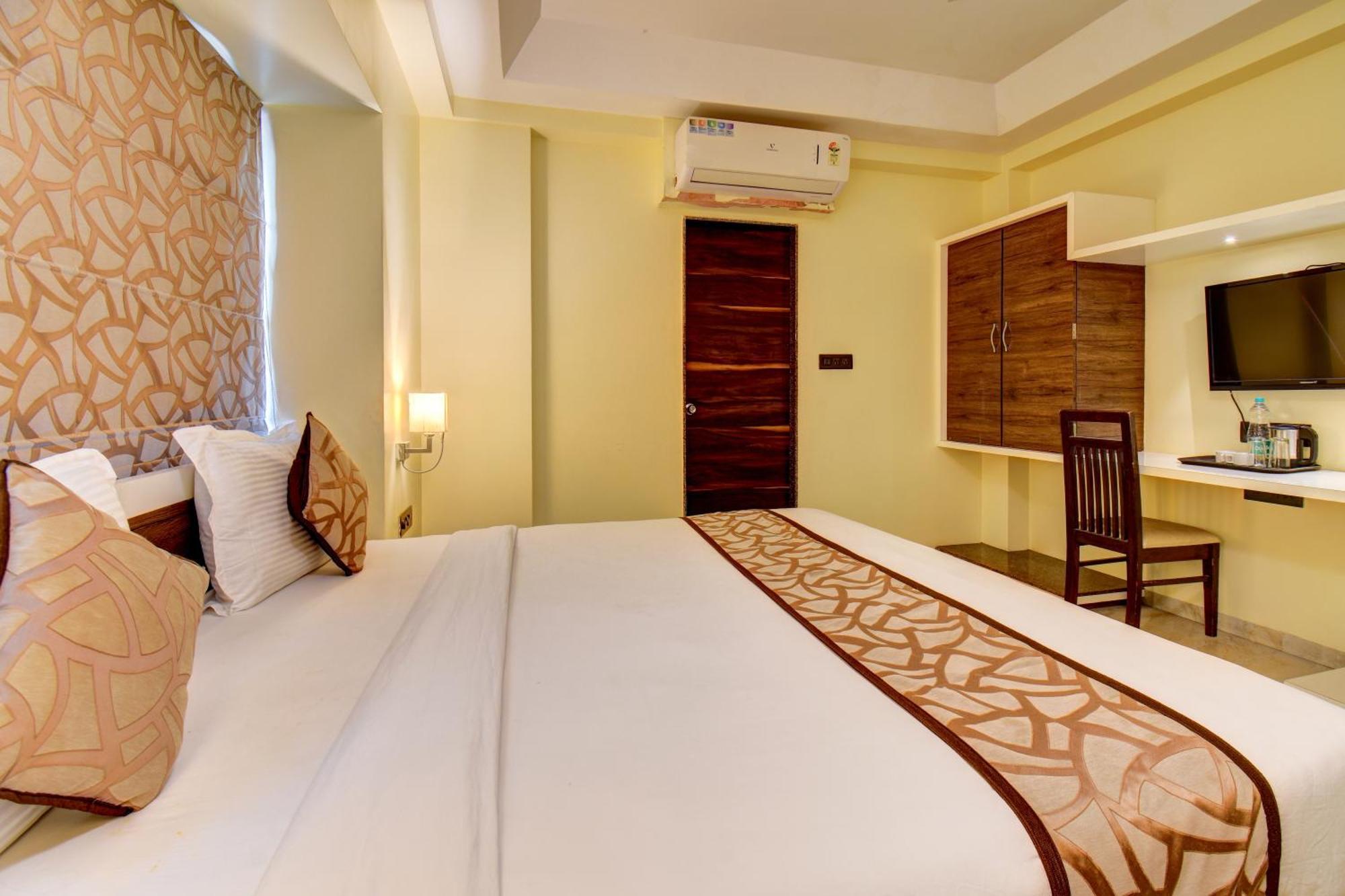Hotel Deepali Executive Aurangabad  Eksteriør billede